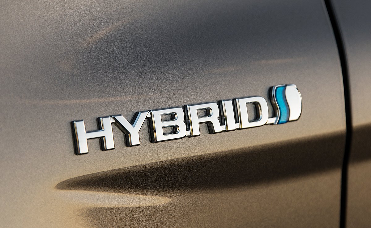 Toyota hybrid badge