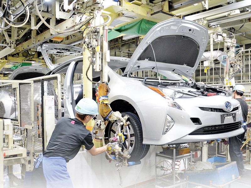 Toyota ramps up Japan plants to fuel the U.S. market comeback - De.Yuan