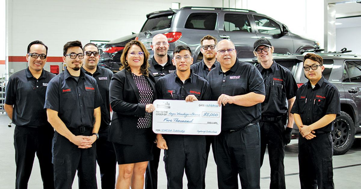 texas-car-dealer-taps-into-school-pipeline-for-techs-de-yuan