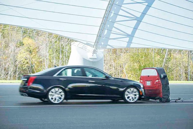 IIHS crash test